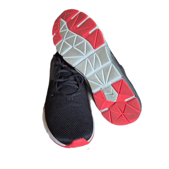 Puma Weave XT Black Running Sneakers - Picture 4 of 5